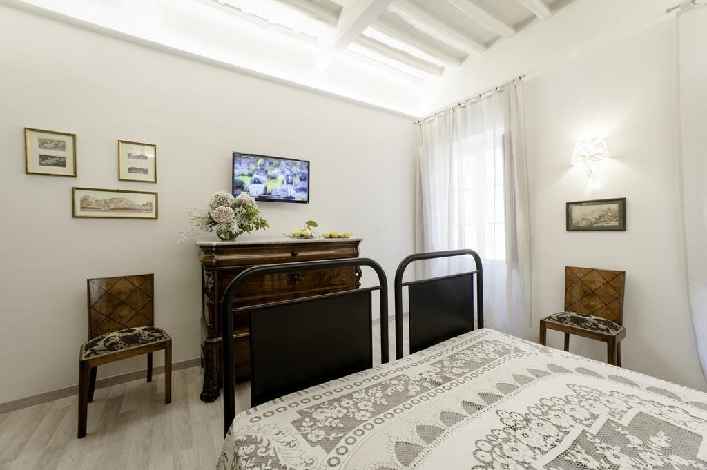 Vittoria Suite Róma Szoba fotó